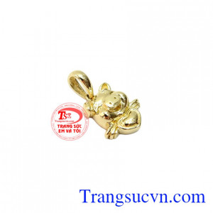 Với thiết kế nhỏ nhắn, xinh xắn hình chú heo thích hợp với nhiều độ tuổi nhất là trẻ em