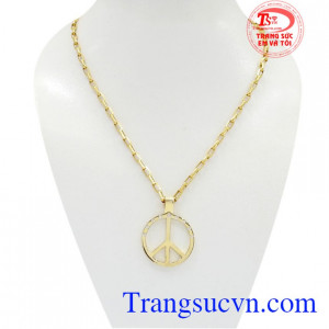 Bộ trang sức vàng nam chất lượng là sản phẩm được chế tác tinh xảo, bền đẹp sáng bóng.