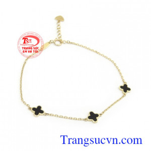 Lắc tay vàng Korea xinh xắn kiểu dáng thời trang, sang trọng, quý phái, phù hợp phong cách phái đẹp