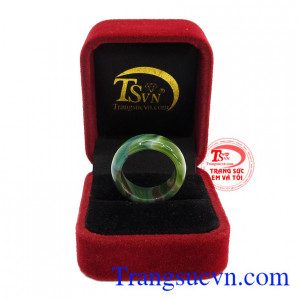 Nhẫn mã não quyền lực đẳng cấp