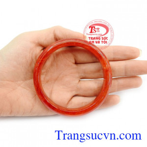 Trang sức Em và Tôi chuyên chế tác và nhận làm theo yêu cầu