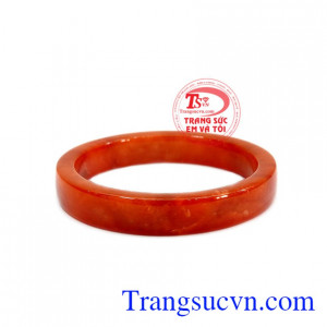 Người sở hữu vòng ngọc cẩm thạch sẽ gặp nhiều may mắn, phú quý cũng như tài lộc