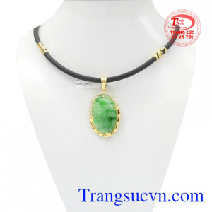 Bộ mặt dây Đức Mẹ bọc vàng là sản phẩm kết hợp giữa mặt dây Đức mẹ bọc vàng 14k và dây cao su bọc vàng 14k.