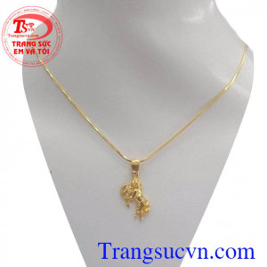 Bộ trang sức tuổi ngọ hợp thời trang, giao toàn quốc.
