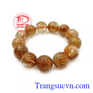 Chuỗi tay thạch anh tóc vàng phù hợp với người mệnh kim và mệnh thổ