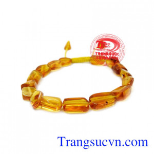 Chuỗi vòng tay Amber hay được gọi là đá hổ phách