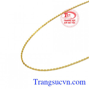 Dây chuyền nữ vàng mảnh có thể kết hợp nhiều kiểu mặt dây