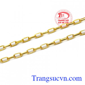Được nhiều khách hàng đặt riêng biệt cho kiểu dây chuyền,chữ nhật,dây chuyền vàng tây cho nam