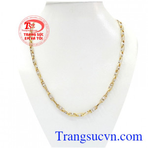 Dây chuyền vàng tây mắt được chế tác từ vàng 10k thiết kế độc đáo