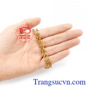 Công ty trang sức Em và Tôi chuyên chế tác và nhận làm theo yêu cầu