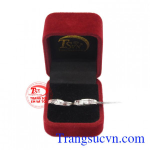 Đôi nhẫn cưới vàng 18k Ialia + kim cương