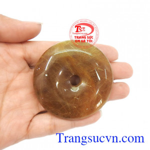 Đồng xu thạch anh tóc đẹp phù hợp với người mệnh kim và mệnh thổ