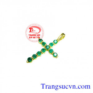 Emerald đính Thánh Giá Mặt dây cánh bướm emerald Bán mặt dây emerald thiên nhiên,có giấy kiểm định đá emerald và vàng,giá đá quý emerald tốt,đặt mặt dây chuyền vàng tây đính đá quý theo mệnh mộc,hỏa