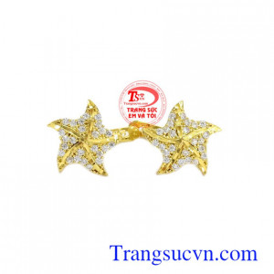 Hoa tai ngôi sao may mắn tôn lên vẻ đẹp thanh lịch, xinh xắn của phái nữ