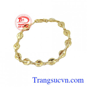 Lắc vàng quý phái