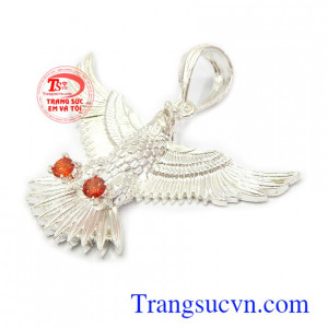 Mặt dây chuyền nam là món quà ý nghĩa cho người yêu thương