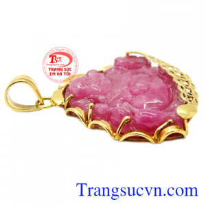 Mặt dây chuyền ruby có giấy kiểm định uy tín.