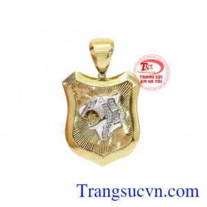 Mặt dây đầu báo vàng là sản phẩm được chế tác 3D công nghệ mới, chất lượng cao.
