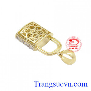 Mặt dây ổ khóa Korea bảo hành 6 tháng.