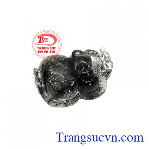 Mặt dây tỳ hưu thạch anh tóc đen là sản phẩm thạch anh tóc thiên nhiên, có giấy kiểm định đá tự nhiên