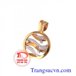 Mặt dây vàng nữ chất lượng toát lên vẻ sang trọng, quý phái cho người đeo, giao hàng trên toàn quốc.