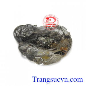 Mặt di lặc thạch anh tóc đen tài lộc mang đến sự thịnh vượng cho người dùng. 