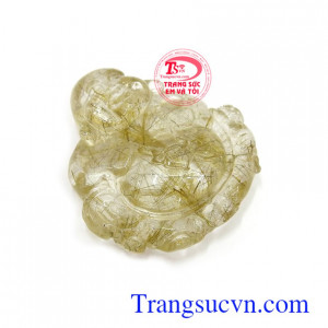 Mặt Di Lặc thạch anh tóc hoan hỉ là biểu tượng tuyệt đối của hạnh phúc, vui vẻ và may mắn, được mọi người sử dụng như lá bùa hộ mệnh cho bản thân