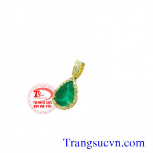 Mặt Emerald vàng 18k,Bán mặt dây emerald thiên nhiên,có giấy kiểm định đá emerald và vàng,giá đá quý emerald tốt,đặt mặt dây chuyền vàng tây đính đá quý theo mệnh mộc,hỏa