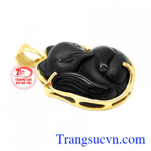 Mặt hồ ly bọc vàng được chế tác từ đá Obsidian thiên nhiên bọc vàng 10k. 