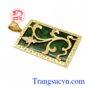 Sản  phẩm đem lại vẻ sang trọng, đẳng cấp cho người đeo.