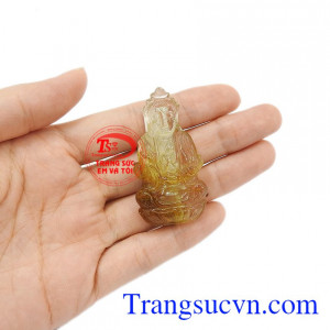 Thạch anh tóc thiên nhiên có tác dụng trong cải thiện về sức khỏe, giúp giấc ngủ được tốt hơn.