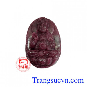 Mặt phật bản mệnh ruby tuổi Tuất-Hợi là sản phẩm được chế tác từ ruby thiên nhiên, chất lượng cao.