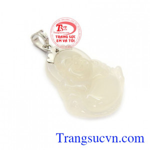 Sản phẩm chế tác từ vàng 10k tinh tế giúp cho sản phẩm có vẻ đẹp sang trọng