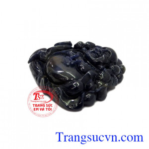 Mặt phật di lặc Sapphire cao cấp trong phong thủy là tượng trưng của vui vẻ, hạnh phúc và may mắn trong cuộc sống