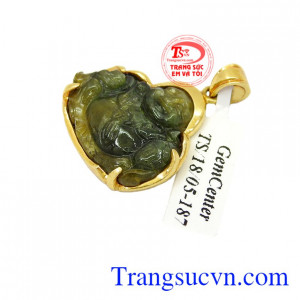 Mặt phật di lặc sapphire vàng tây đem lại may mắn về sức khỏe và phong thủy cho người sở hữu.