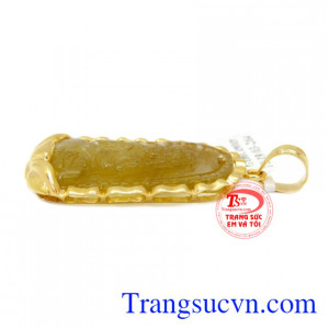 Mặt Phật tuổi Tuất- Hợi thạch anh tóc được chế tác theo phật bản mệnh A Di Đà.