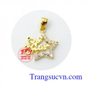 Ý nghĩa mặt dây chuyền vàng ngôi sao khi bạn tặng ai,người đó là quan trọng nhất với bạn,và người được tặng rất may mắn và hạnh phúc khi nhận được món quà ý nghĩa này