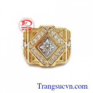 Nhẫn cho nam vàng sao với kiểu nhẫn độc đáo,an toàn khi sử dụng,sang trọng khi đeo,hợp với trang phục, phù hợp cho nam đeo ngón giữa