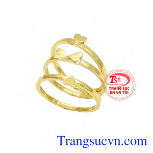 Nhẫn Cỏ 3 Lá Xinh Xắn là sản phẩm nhẫn nữ đẹp được thiết kế vô cùng độc đáo