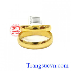 Sản phẩm phù hợp với những cặp đôi thích sự đơn giản, trang nhã và giá cả hợp lý,Nhẫn cưới đơn giản