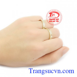 Trang sức Em và Tôi chuyên cung cấp các sản phẩm hợp xu hướng, đi đầu trong chế tác trang sức