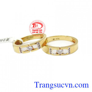 Đôi Nhẫn cưới vàng 18k tình yêu trọn vẹn khắc chữ miễn phí,Nhẫn cưới vàng 18k tình yêu trọn vẹn