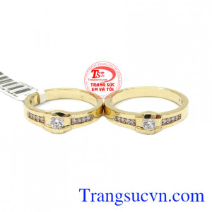 Bạn có thể đặt nhẫn cưới theo yêu cầu của đôi bạn, đặt nhẫn thiết kế 3D, đặt nhẫn qua hình ảnh và ý tưởng của đôi vợ chồng