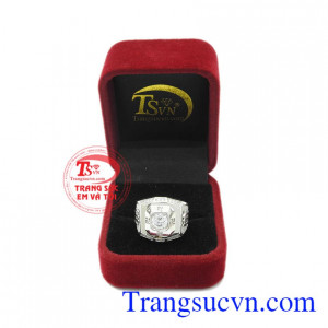 Sản phẩm dễ dàng kết hợp với nhiều trang phục và phụ kiện khác nhau