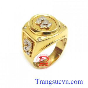 Nhẫn nam rồng phong cách cá tính phù hợp phong cách thời trang phái mạnh, là sản phẩm rất được ưa chuộng