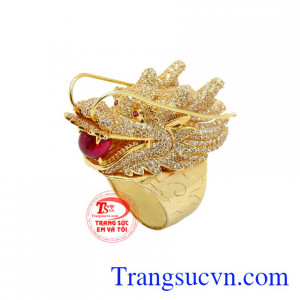 Nhẫn nam rồng vàng 10k cá tính thiết kế độc đáo hợp với nhiều trang phục.