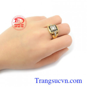 Nhẫn nam vàng tây chế tác công nghệ cao, bền đẹp, tinh xảo, giao hàng nhanh trên toàn quốc.