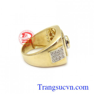 Nhẫn nam vàng tây thiết kế và chế tác tinh tế, đeo hợp thời trang và sang trọng dành cho nam, chiếc nhẫn vàng tây sáng bóng chất lượng vàng đảm bảo chất lượng