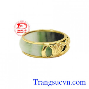 Với thiết kế sang trọng và đẳng cấp làm tôn lên vẻ nam tính của phái mạnh