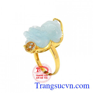 Đá Aquamarine thiên nhiên giúp giải phóng năng lượng, giảm căng thẳng